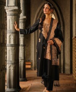 Pantalms Crafts Aari Woollen Straight Kurta Set with Dupatta-Black