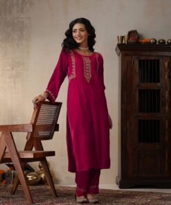 Velvet  Solid Women's 2 PC Long Kurta Set - Pink
