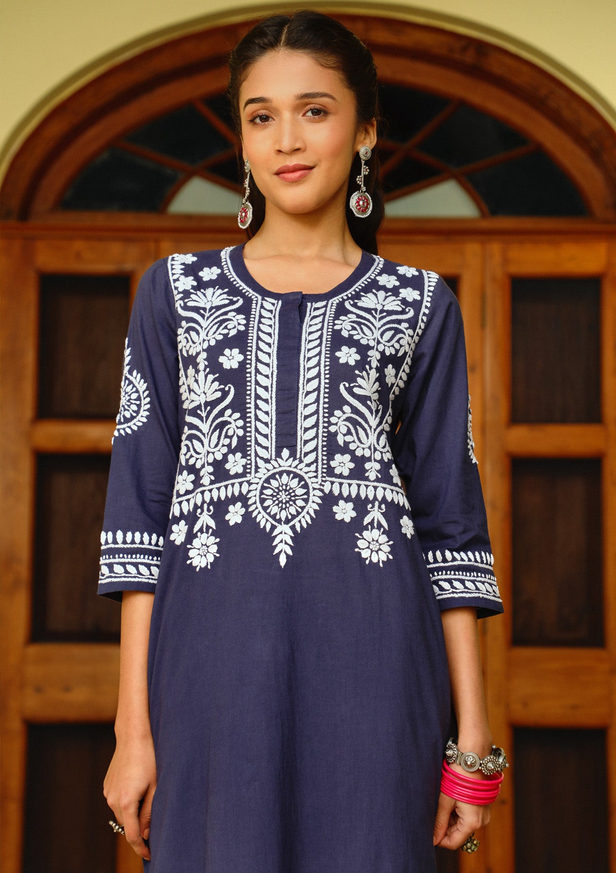 HouseofChikankariSohaCottonStraightKurtaSet-NavyBlue_4.jpg