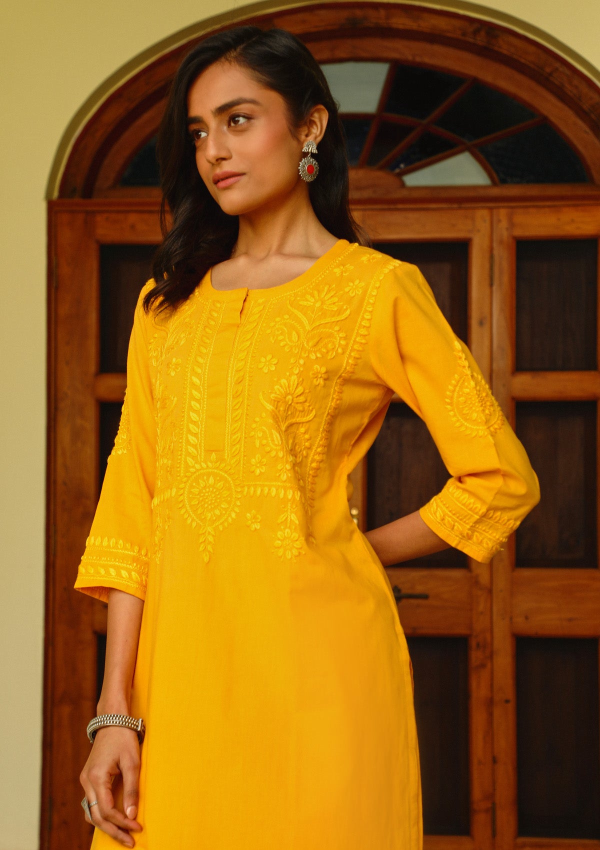 HouseofChikankariSohaCottonStraightKurtaSet-Yellow_6.jpg